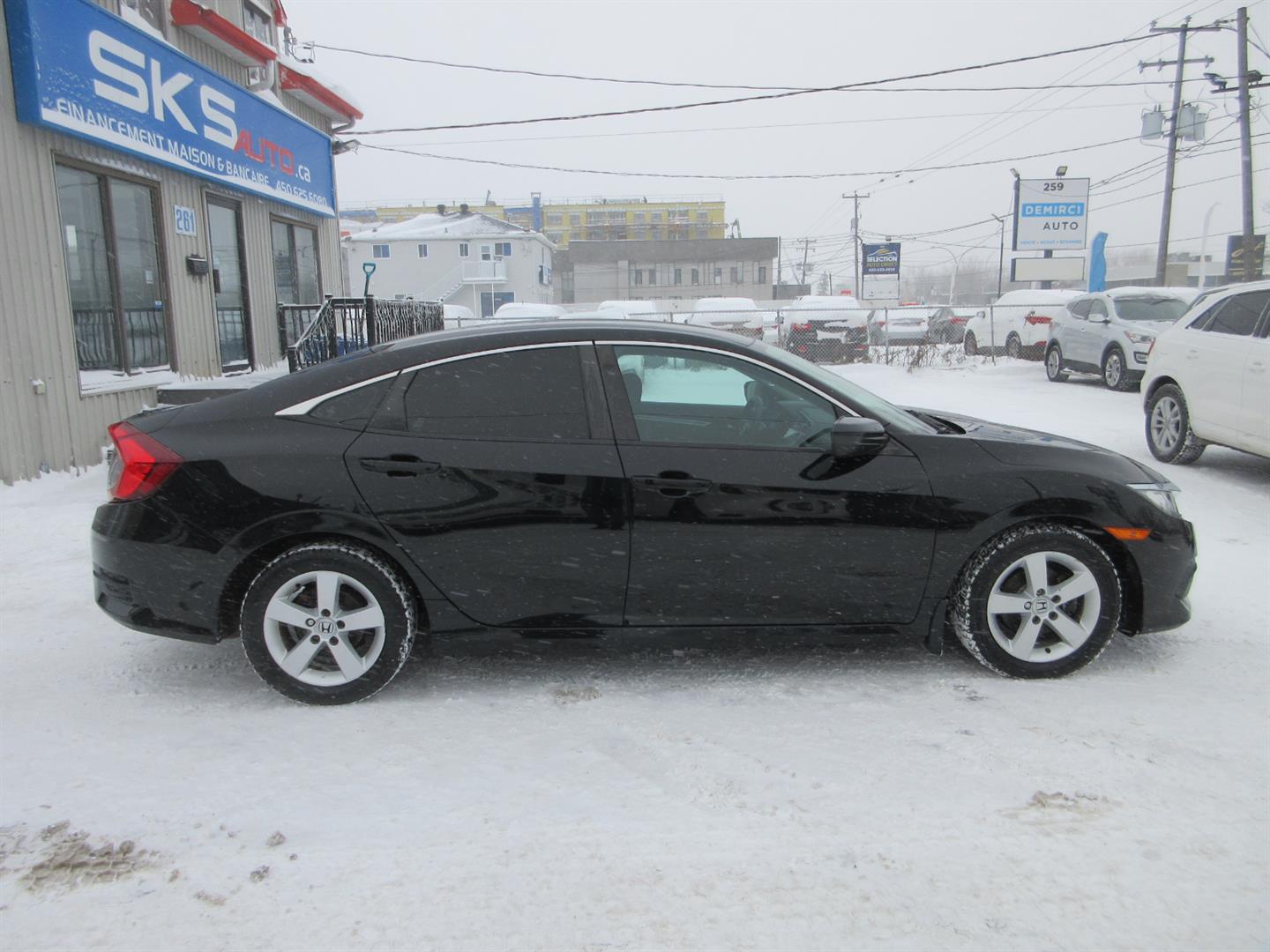 honda Civic Sedan 2018 - 11