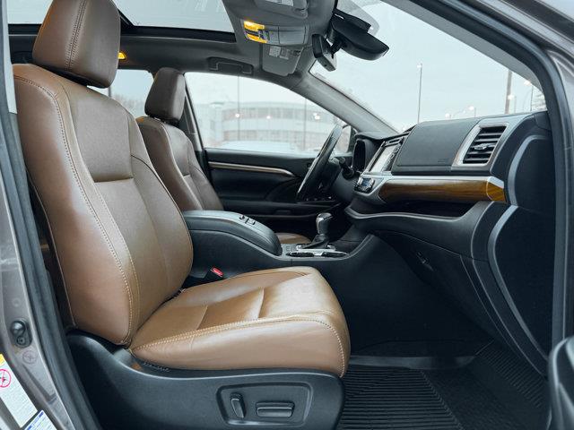 toyota Highlander 2017 - 11