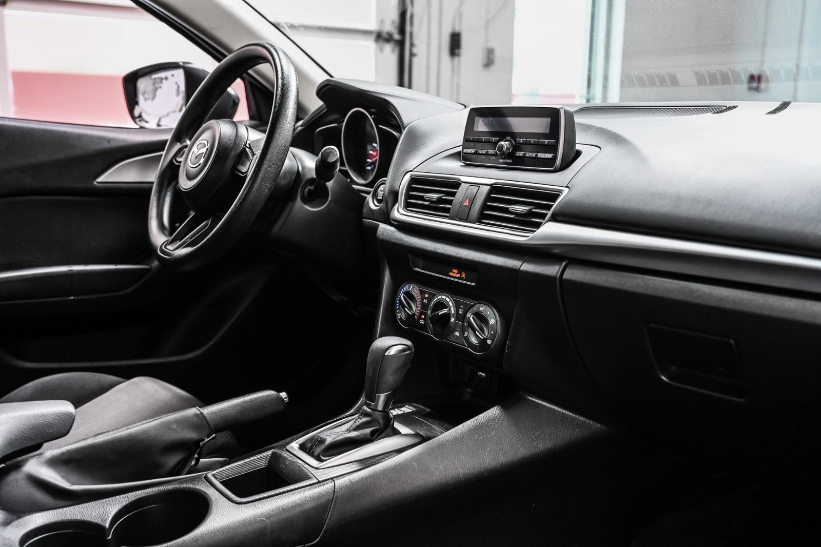 mazda Mazda3 2017 - 27