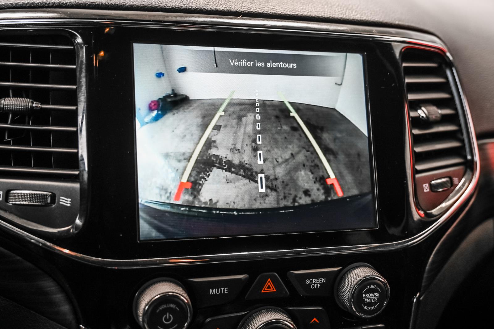 jeep Grand Cherokee 2021 - 25