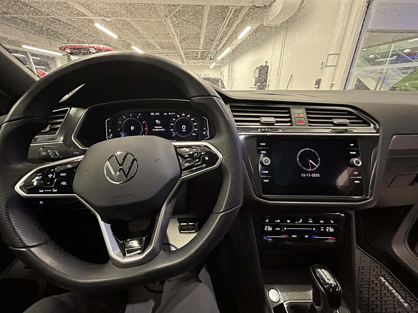 volkswagen Tiguan 2022 - 11