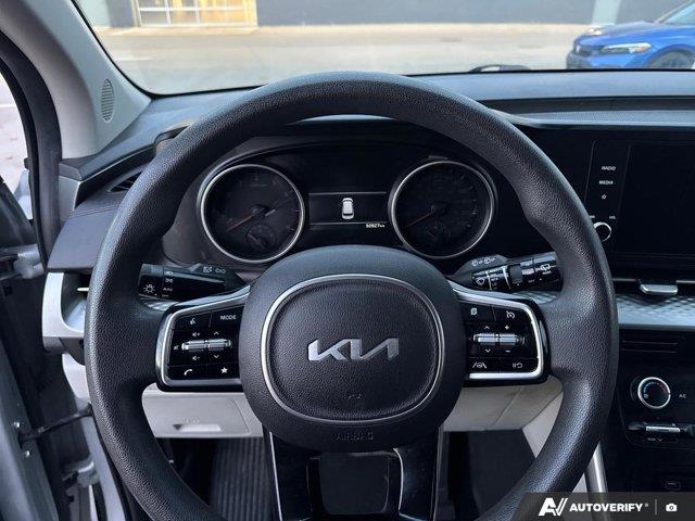 kia Carnival 2022 - 17