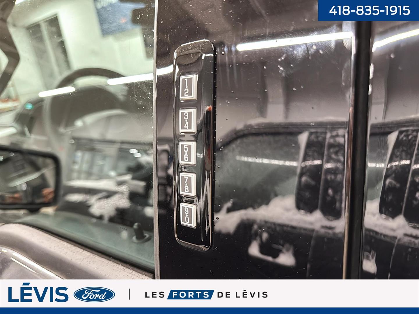 ford F-150 Lightning 2024 - 13