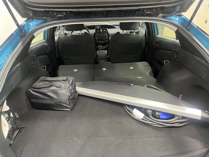 toyota Prius Prime 2022 - 13