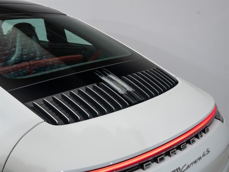 porsche 911 2023 - 10