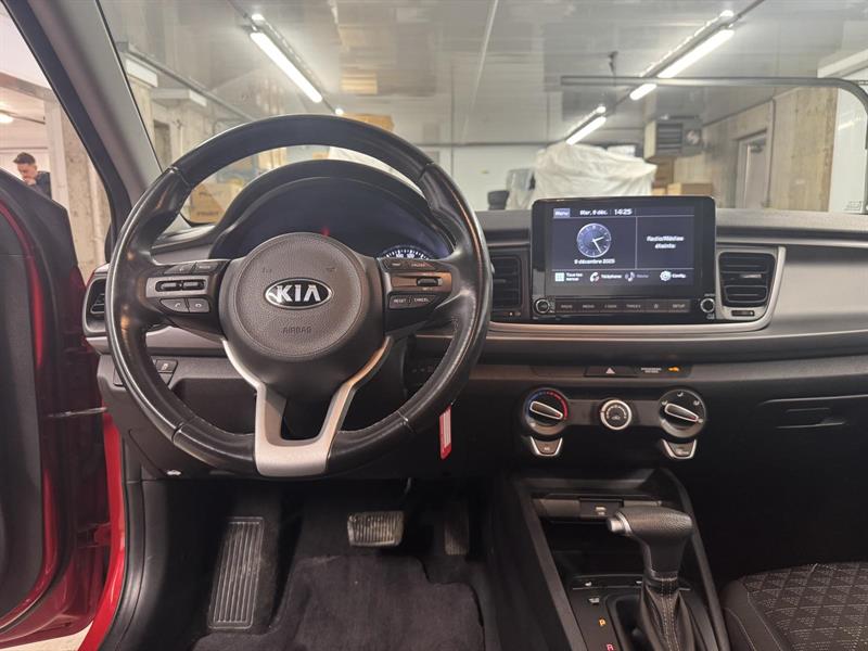 kia Rio 2021 - 18