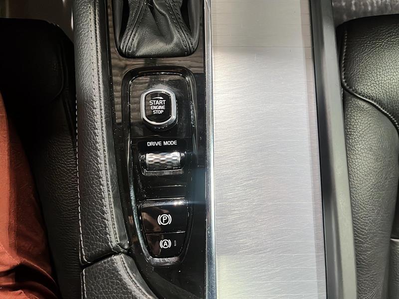 volvo XC90 2018 - 16