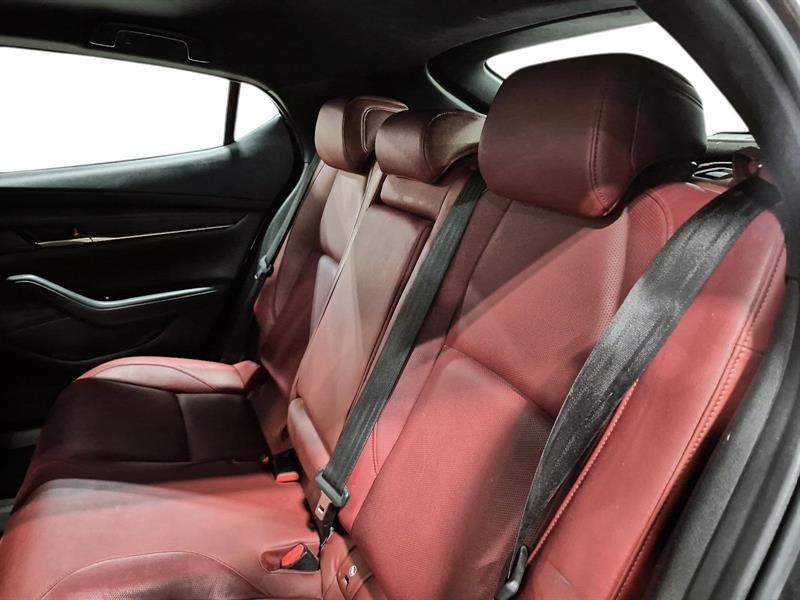 mazda Mazda3 2022 - 11