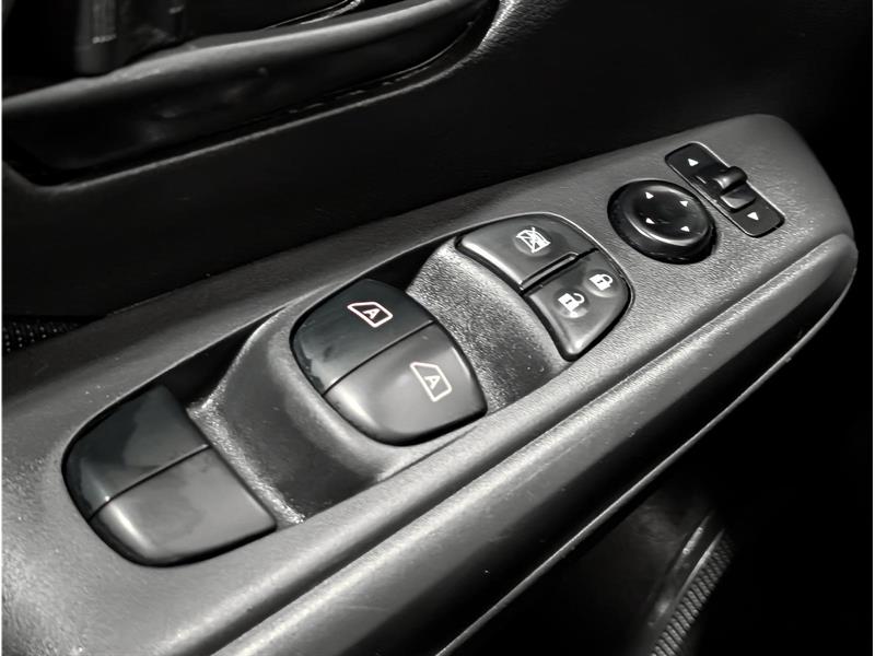 nissan Kicks 2023 - 18