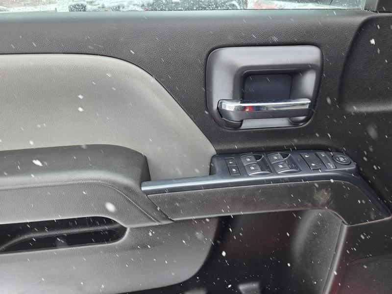 chevrolet Silverado 1500 2018 - 15