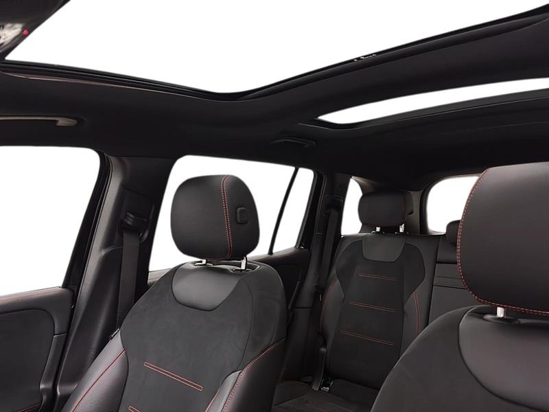 mercedes-benz GLB 2022 - 10