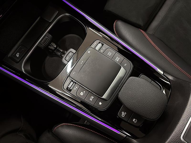 mercedes-benz GLB 2022 - 17