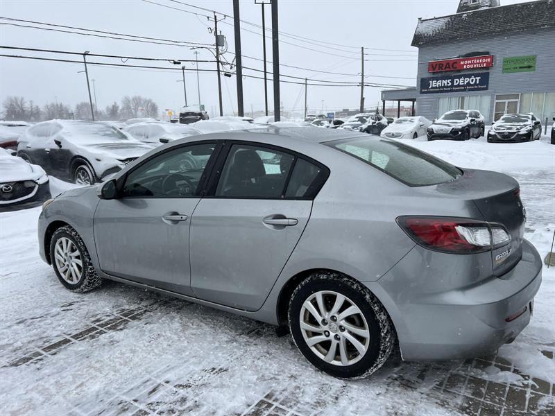 mazda Mazda3 2012 - 3