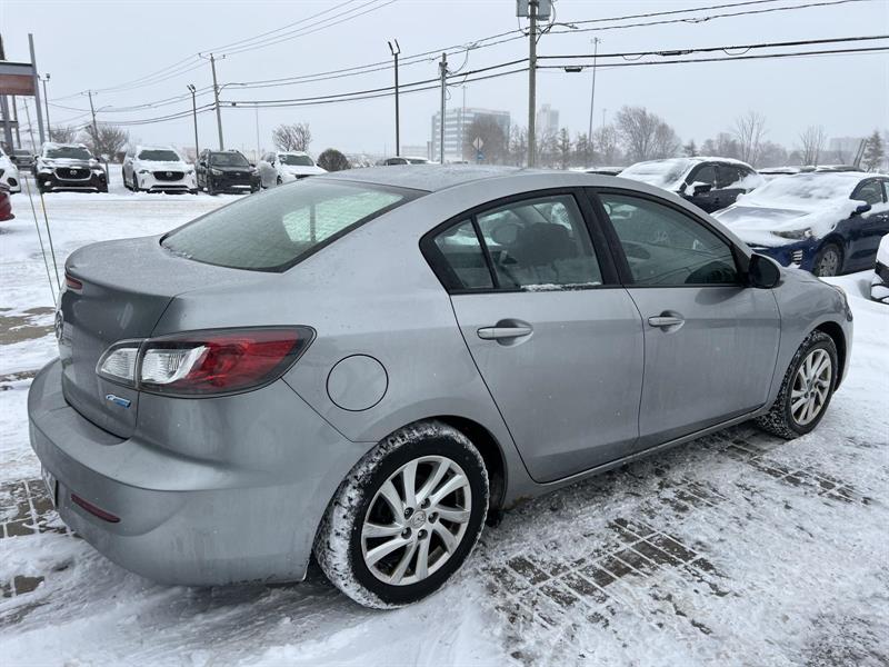 mazda Mazda3 2012 - 11