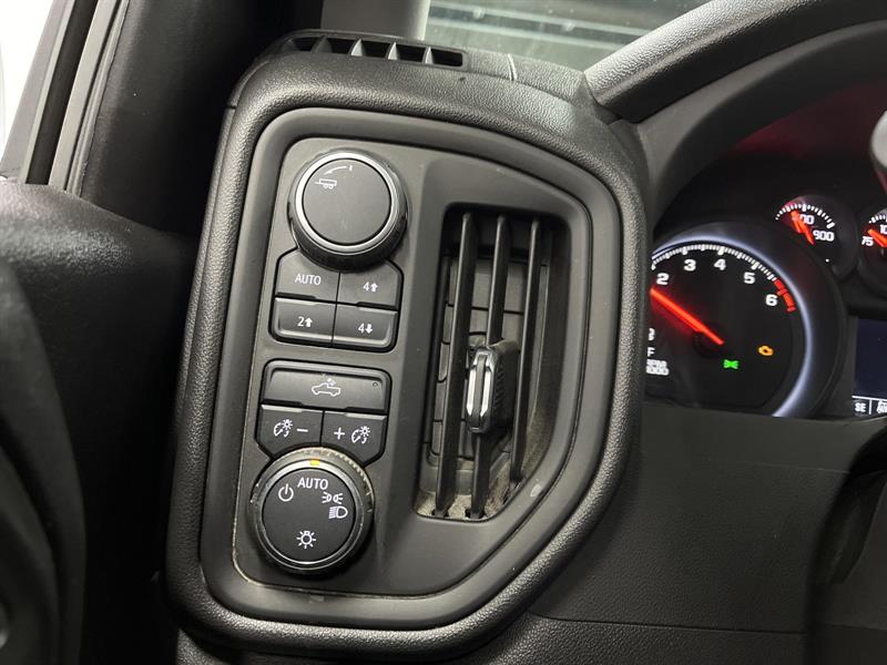 chevrolet Silverado 1500 LTD 2022 - 12