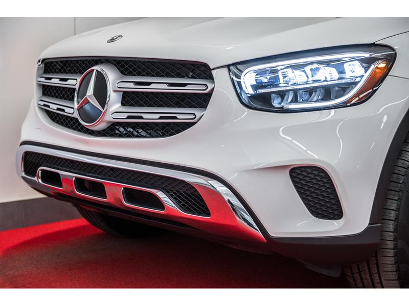 mercedes-benz GLC300 2022 - 3