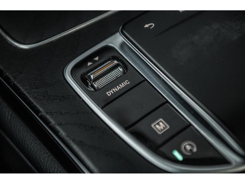 mercedes-benz GLC300 2022 - 24