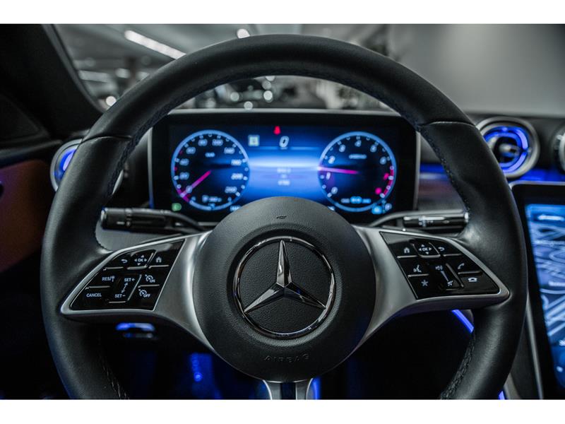 mercedes-benz C300 2022 - 15