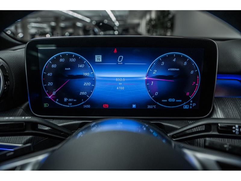 mercedes-benz C300 2022 - 16