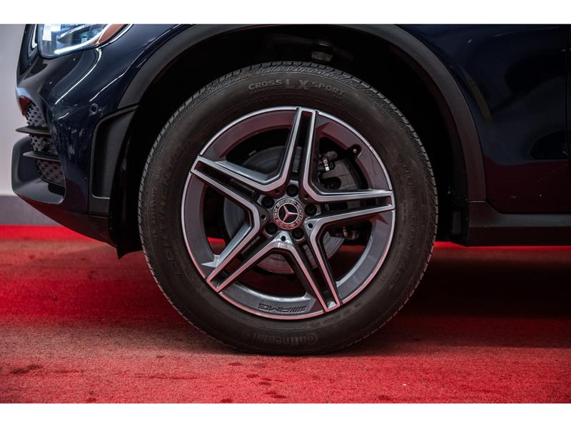 mercedes-benz GLC300 2022 - 4