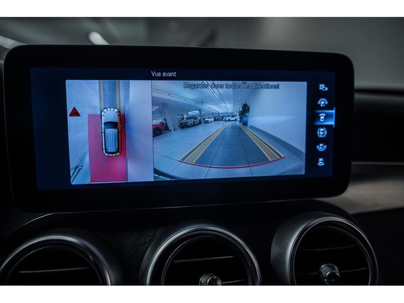 mercedes-benz GLC300 2022 - 21