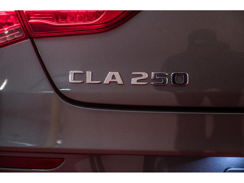 mercedes-benz CLA250 2023 - 8