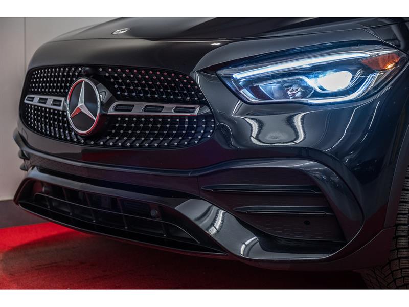 mercedes-benz GLA250 2023 - 3