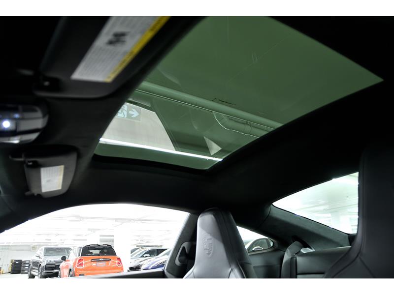 porsche 911 2025 - 16