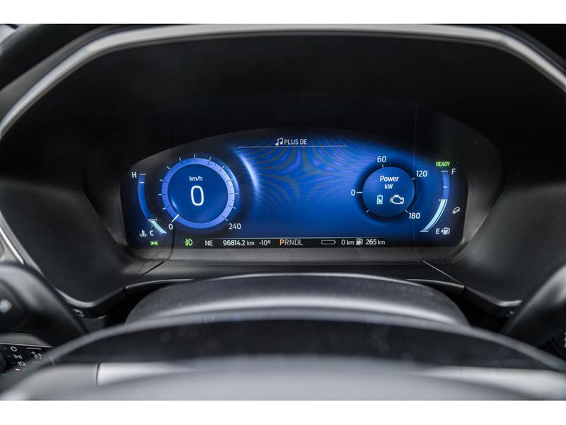 ford Escape 2022 - 18