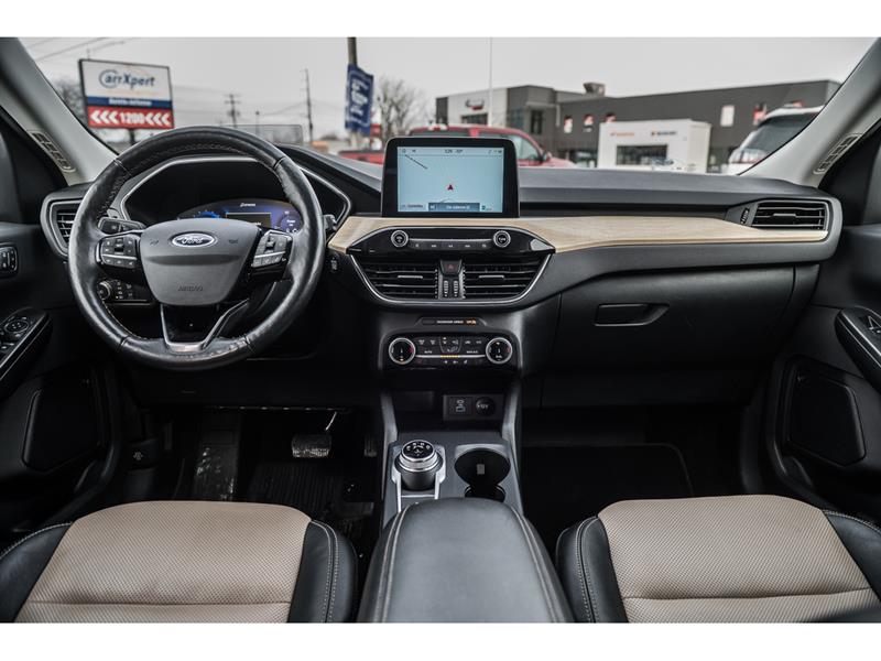 ford Escape 2022 - 29