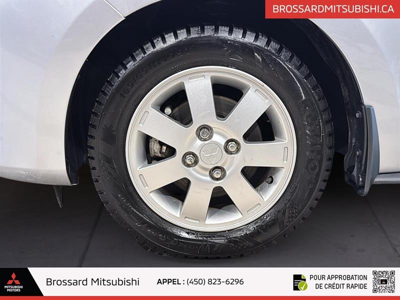 mitsubishi Mirage 2024 - 8