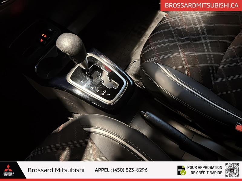 mitsubishi Mirage 2024 - 24