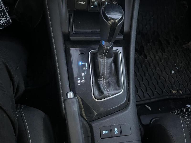 toyota Corolla iM 2018 - 17