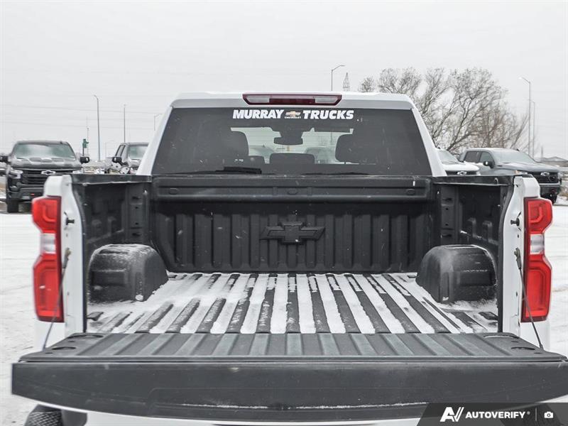 chevrolet Silverado 1500 2024 - 24
