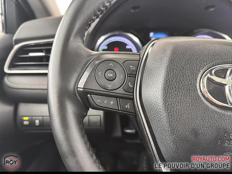 toyota Camry Hybrid 2020 - 11