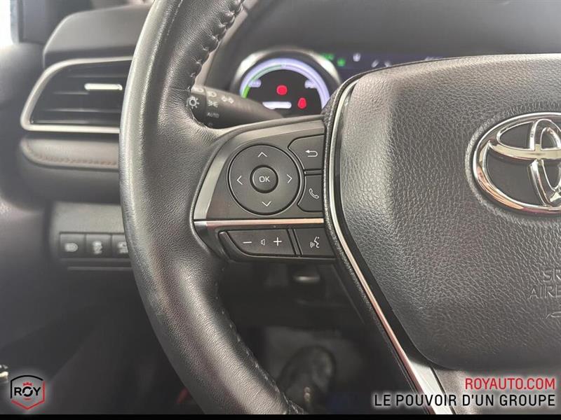 toyota Camry Hybrid 2020 - 11