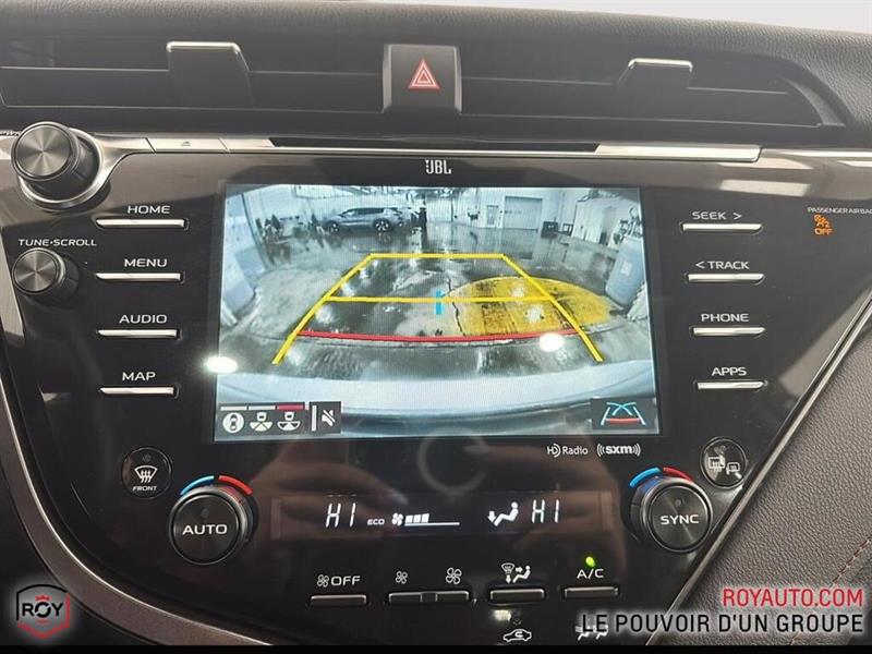 toyota Camry Hybrid 2020 - 17