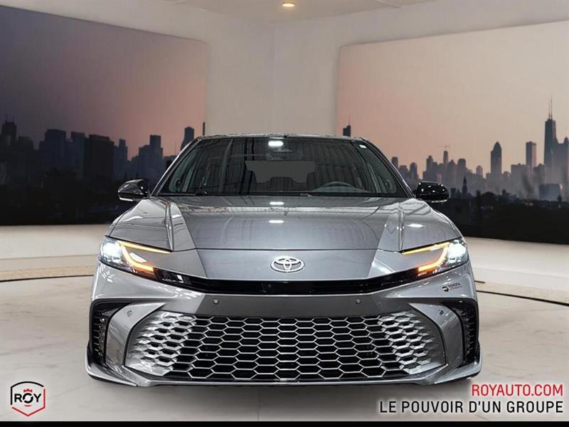 toyota Camry Hybrid 2025 - 2