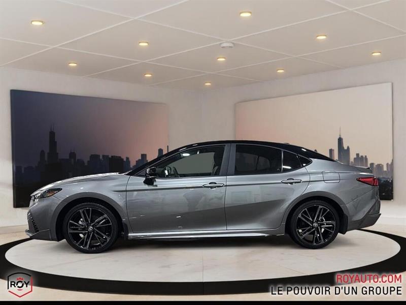 toyota Camry Hybrid 2025 - 6