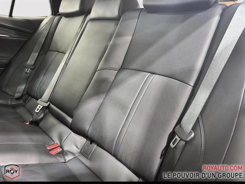 toyota Camry Hybrid 2025 - 8