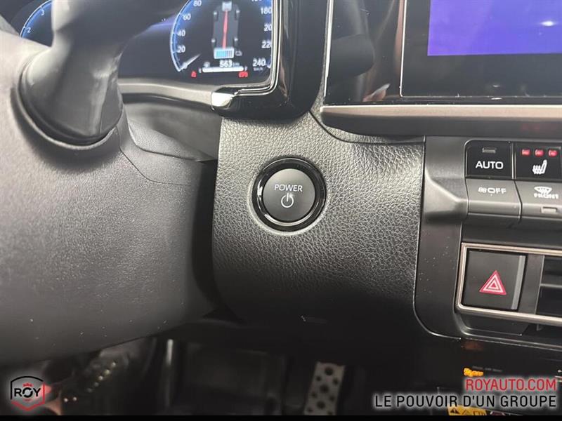 toyota Camry Hybrid 2025 - 15