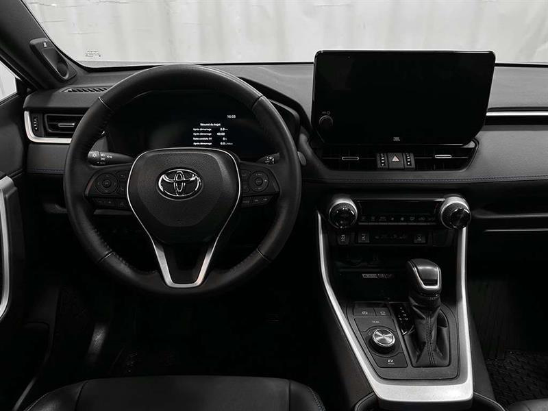toyota RAV4 2023 - 26