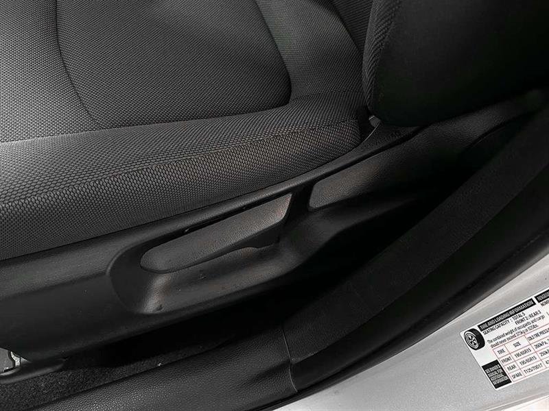 toyota Corolla 2021 - 13