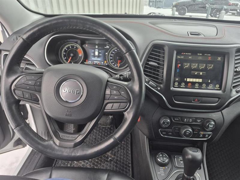 jeep Cherokee 2019 - 11