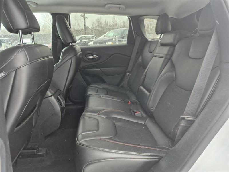 jeep Cherokee 2019 - 13