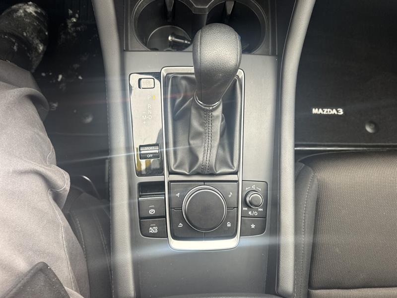 mazda Mazda3 2022 - 25