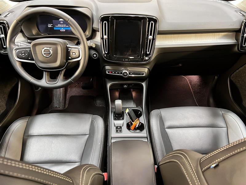 volvo XC40 2025 - 11