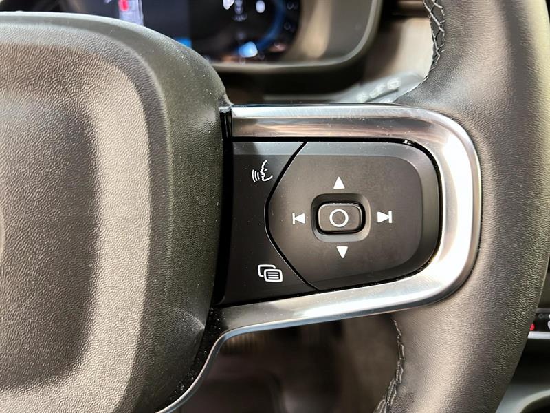 volvo XC40 2025 - 21