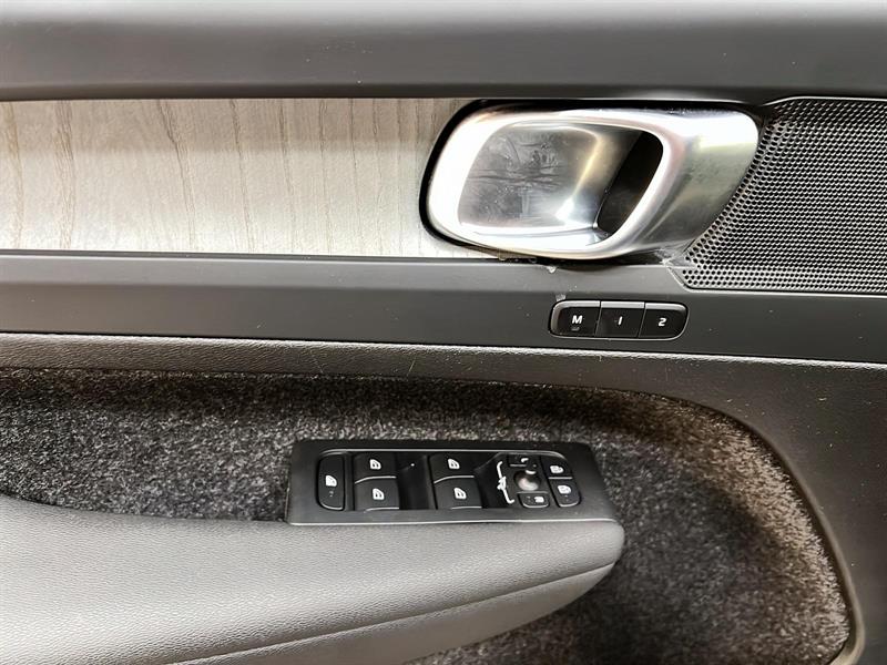 volvo XC40 2025 - 24