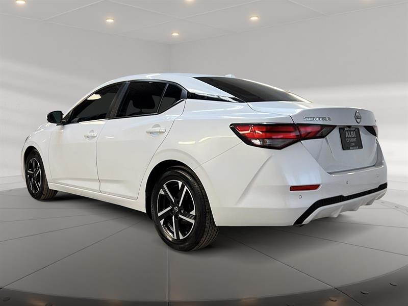 nissan Sentra 2024 - 6